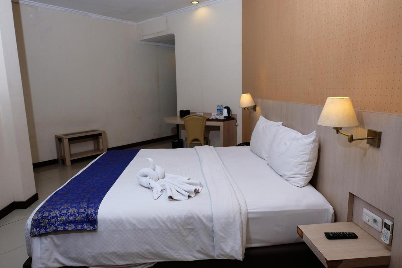 Rio City Hotel Palembang Eksteriør bilde