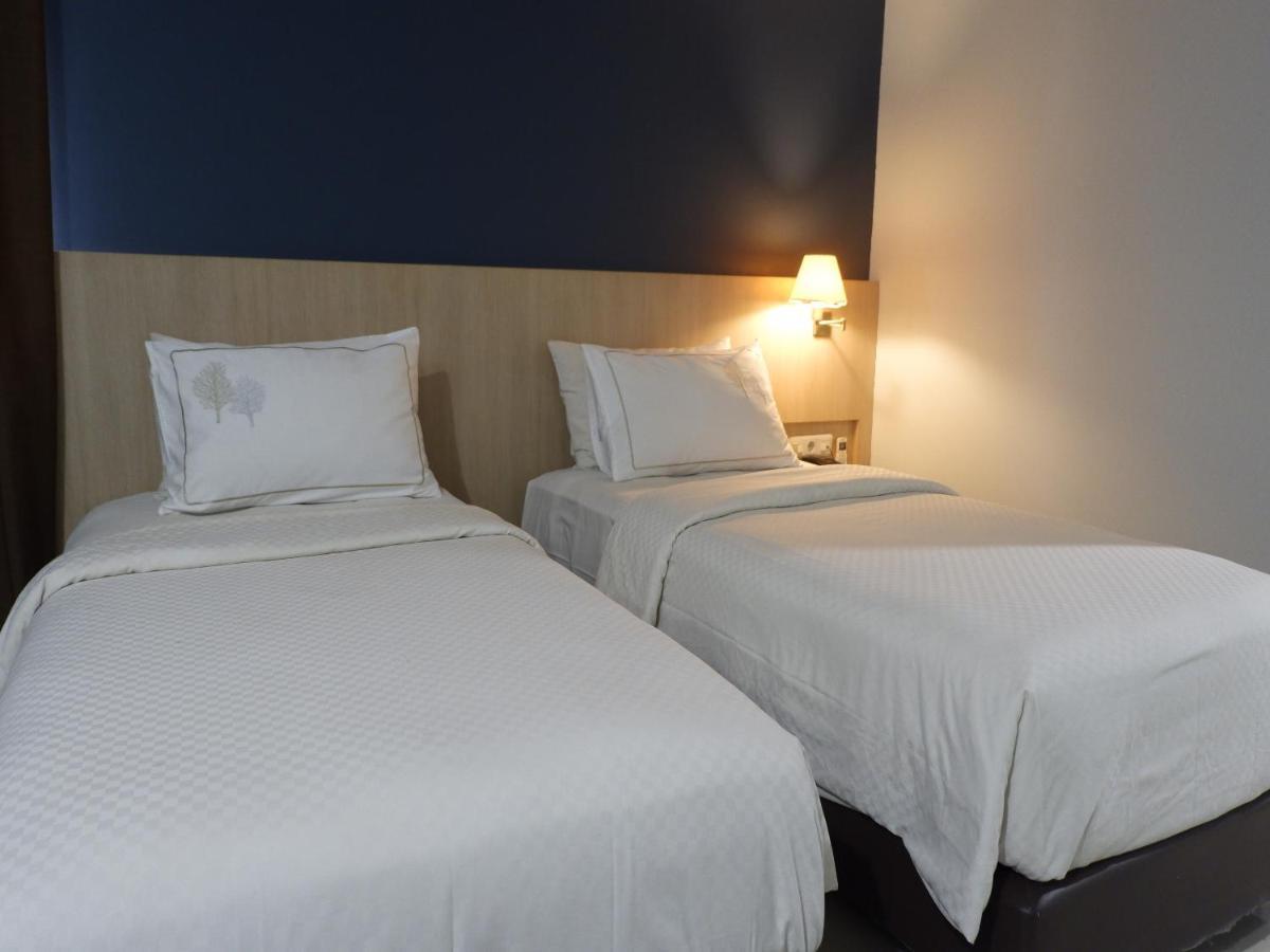 Rio City Hotel Palembang Eksteriør bilde