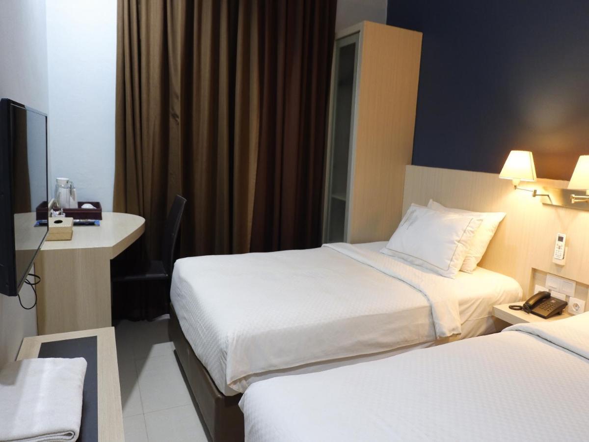 Rio City Hotel Palembang Eksteriør bilde