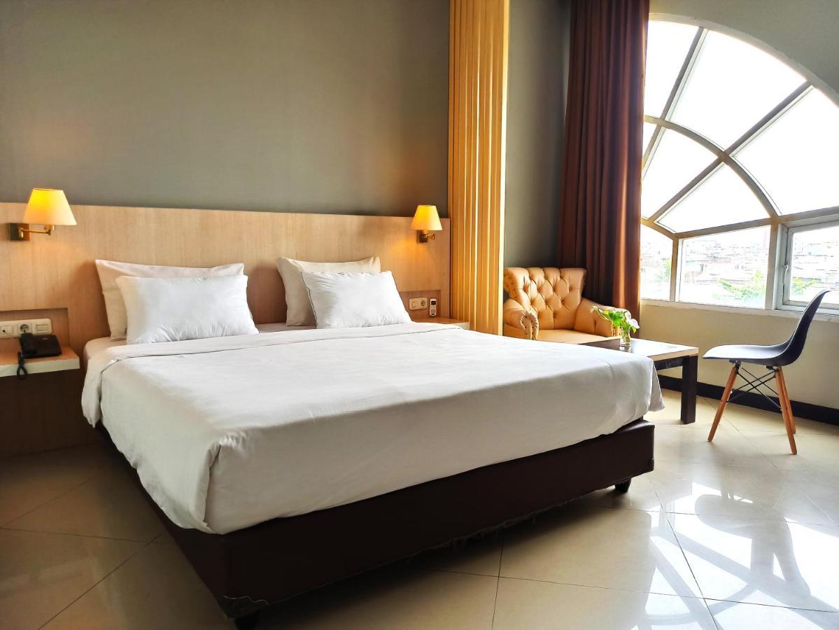Rio City Hotel Palembang Eksteriør bilde