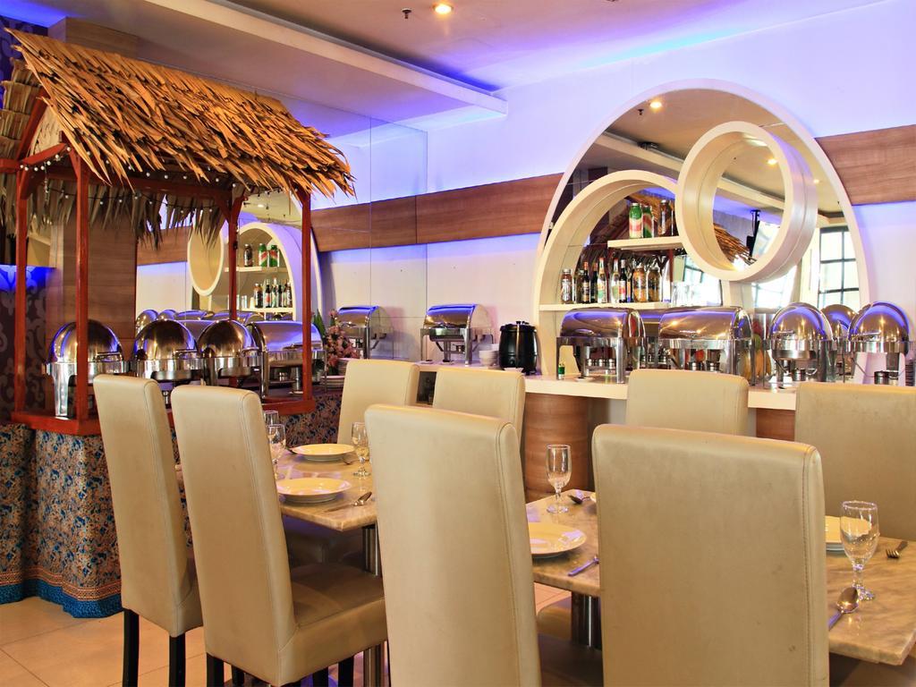Rio City Hotel Palembang Eksteriør bilde